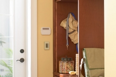 sierra-vista-maple-cognac-entry